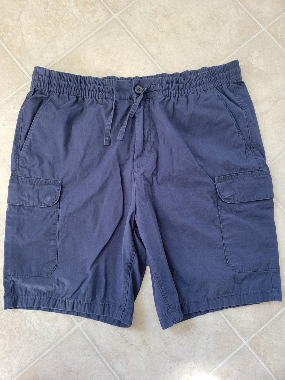 Men's Navy Cargo Shorts with Elastic Drawstring Waistband